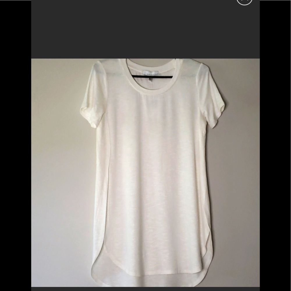 Women’s tunic top cream color. Size L new